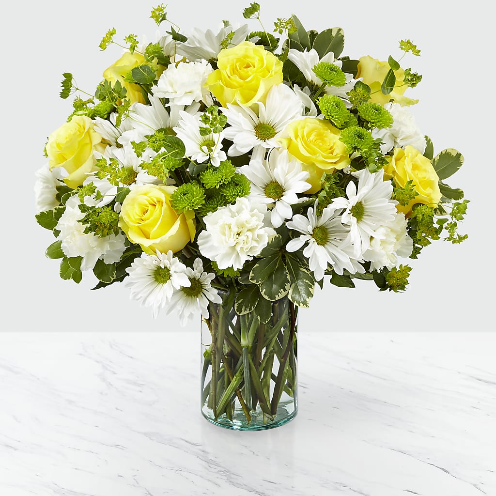 Happy Day Bouquet – BOWS PETALS 'N LACE, Livingston TN