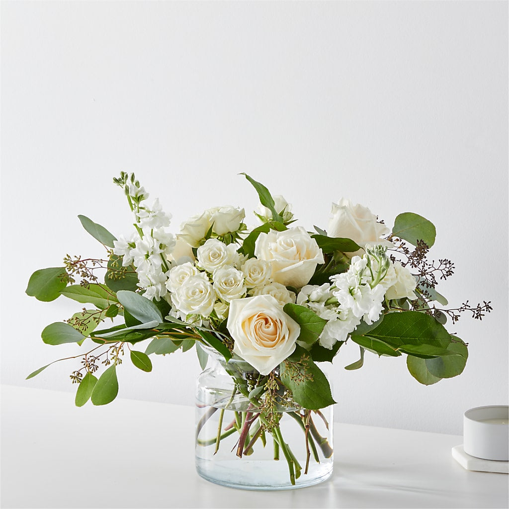 Fresh Linen Bouquet – BOWS PETALS 'N LACE, Livingston TN