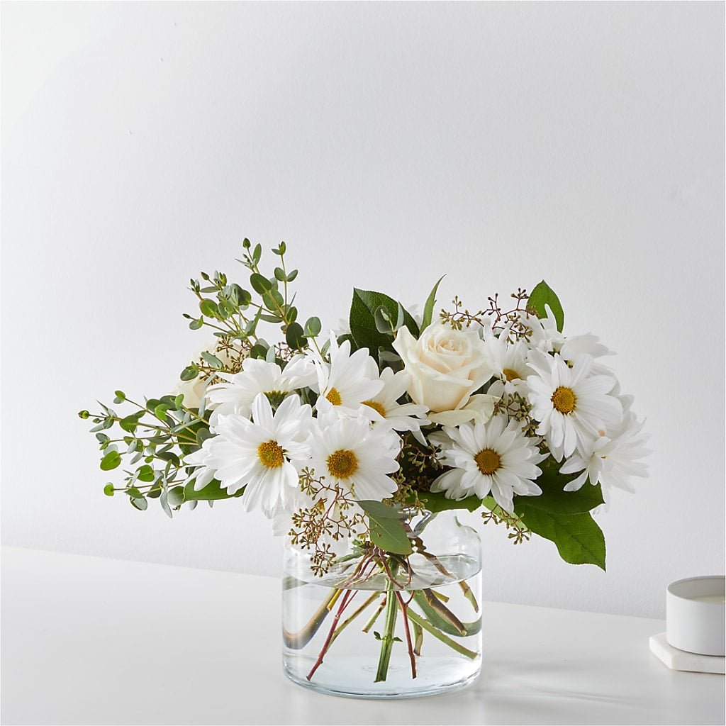 Fresh Linen Bouquet – BOWS PETALS 'N LACE, Livingston TN