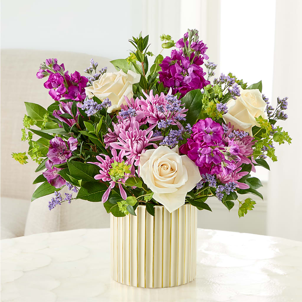 The Boutique Bouquet – BOWS PETALS 'N LACE, Livingston TN