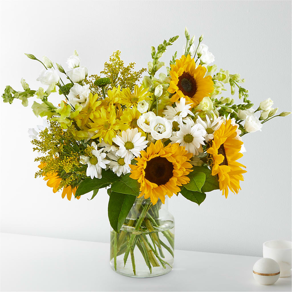 Hello Sunshine Bouquet – BOWS PETALS 'N LACE, Livingston TN