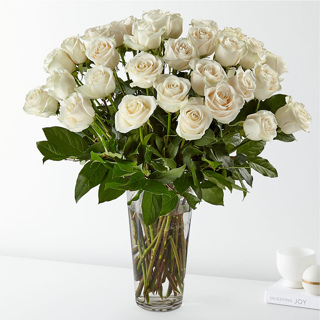 Long Stem White Rose Bouquet – BOWS PETALS 'N LACE, Livingston TN
