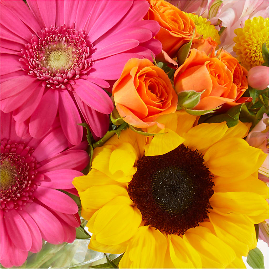 Florist Original Mixed Bouquet – BOWS PETALS 'N LACE, Livingston TN