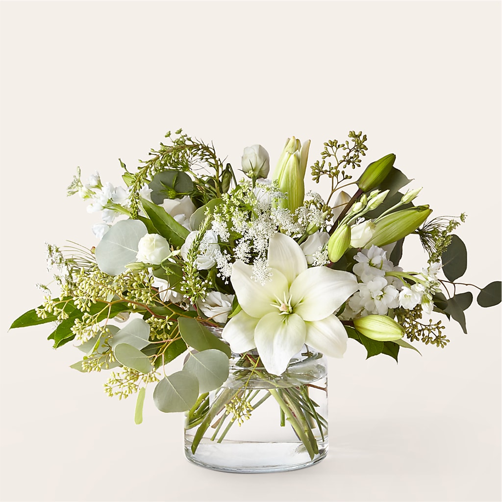 Alluring Elegance Bouquet – BOWS PETALS 'N LACE, Livingston TN