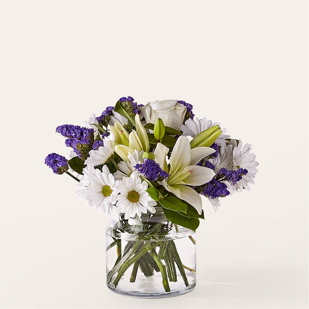 Beyond Blue Bouquet – BOWS PETALS 'N LACE, Livingston TN