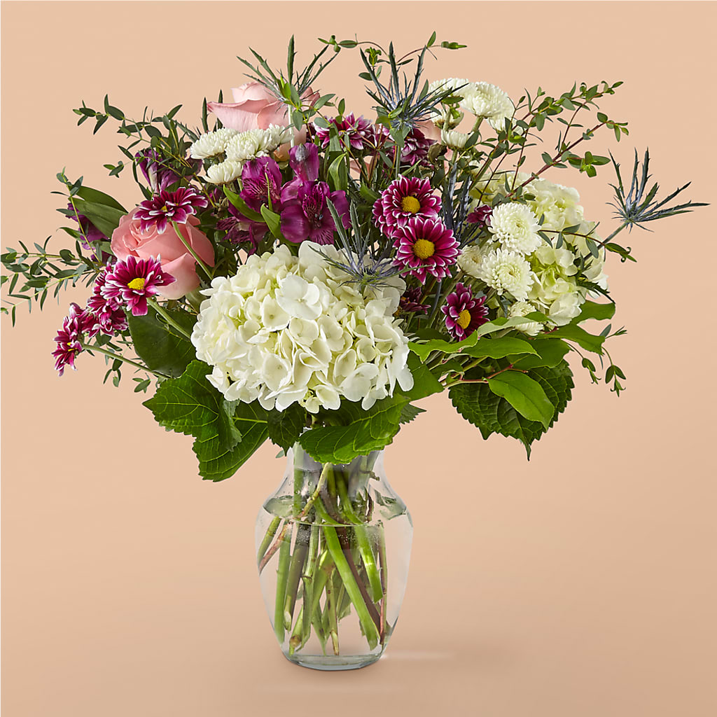 Parlour Bouquet – BOWS PETALS 'N LACE, Livingston TN