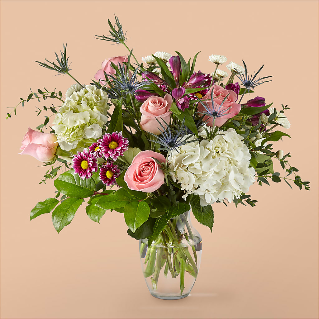 Parlour Bouquet – BOWS PETALS 'N LACE, Livingston TN