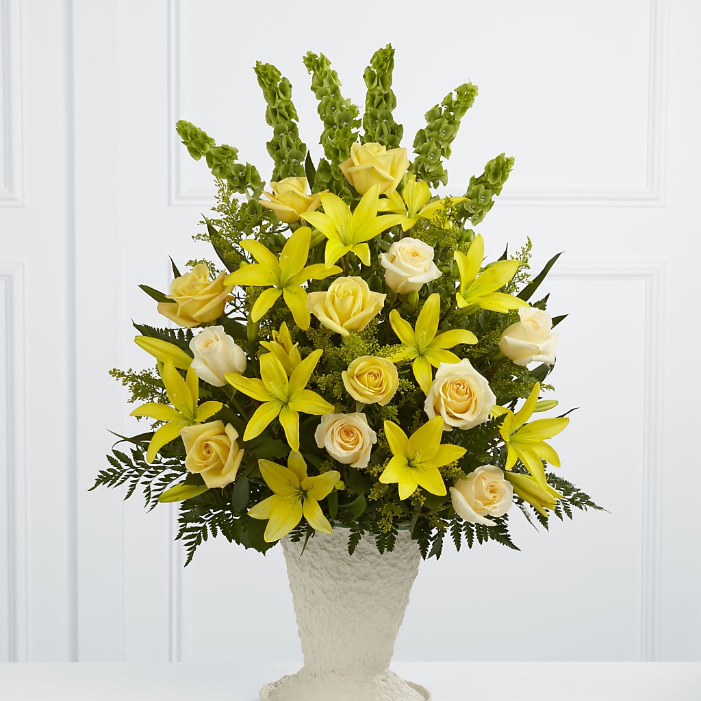Golden Memories Arrangement – BOWS PETALS 'N LACE, Livingston TN