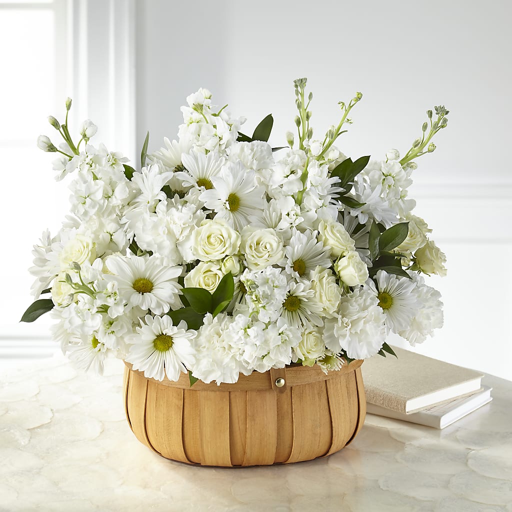 Graceful Garden Basket – BOWS PETALS 'N LACE, Livingston TN