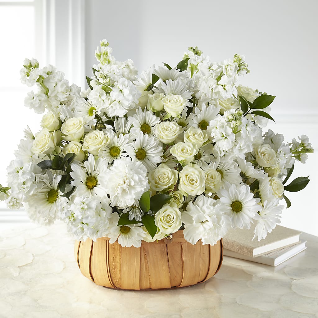 Graceful Garden Basket – BOWS PETALS 'N LACE, Livingston TN