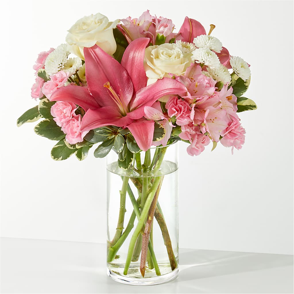 Piece of Cake Bouquet – BOWS PETALS 'N LACE, Livingston TN