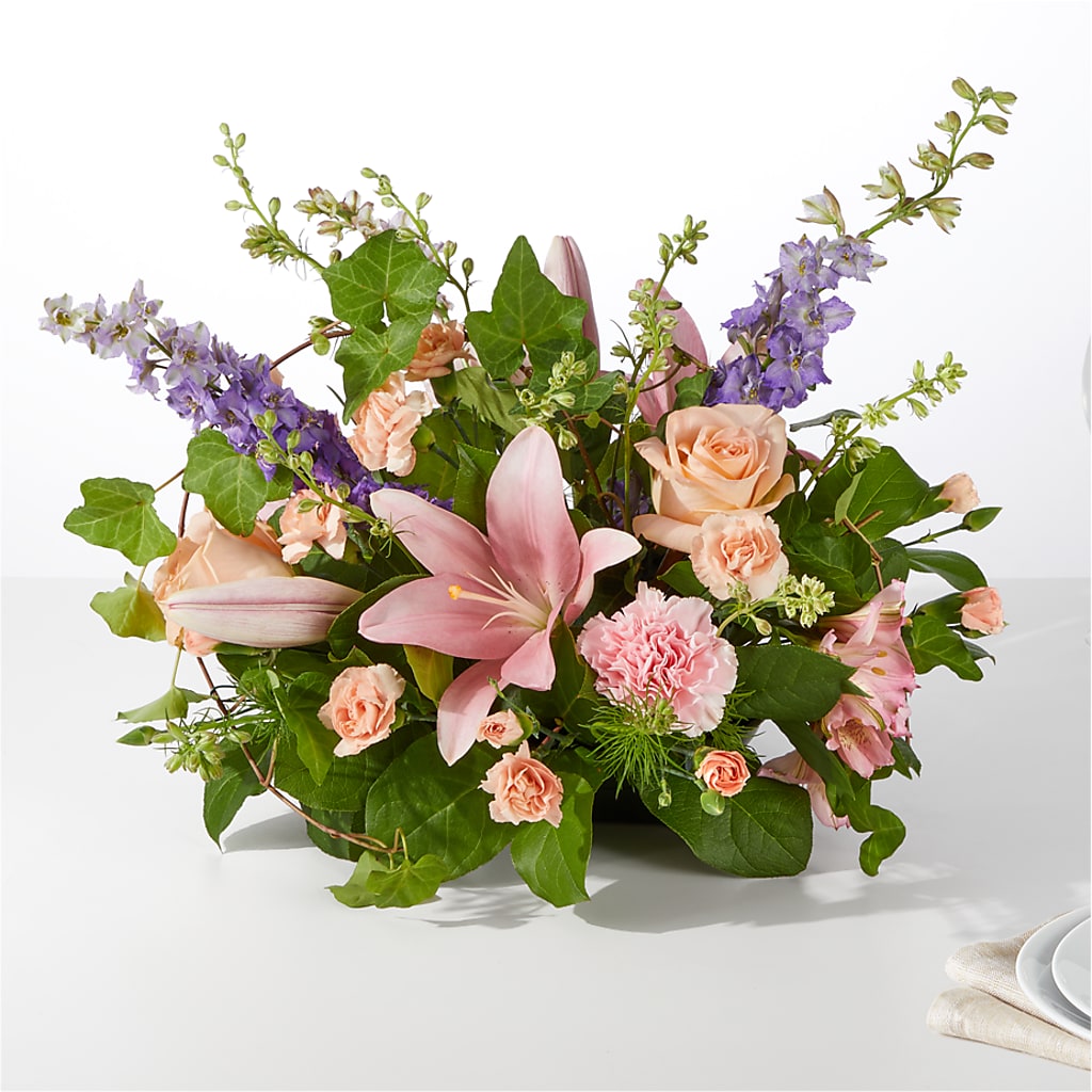 Blossom Time Centerpiece – BOWS PETALS 'N LACE, Livingston TN