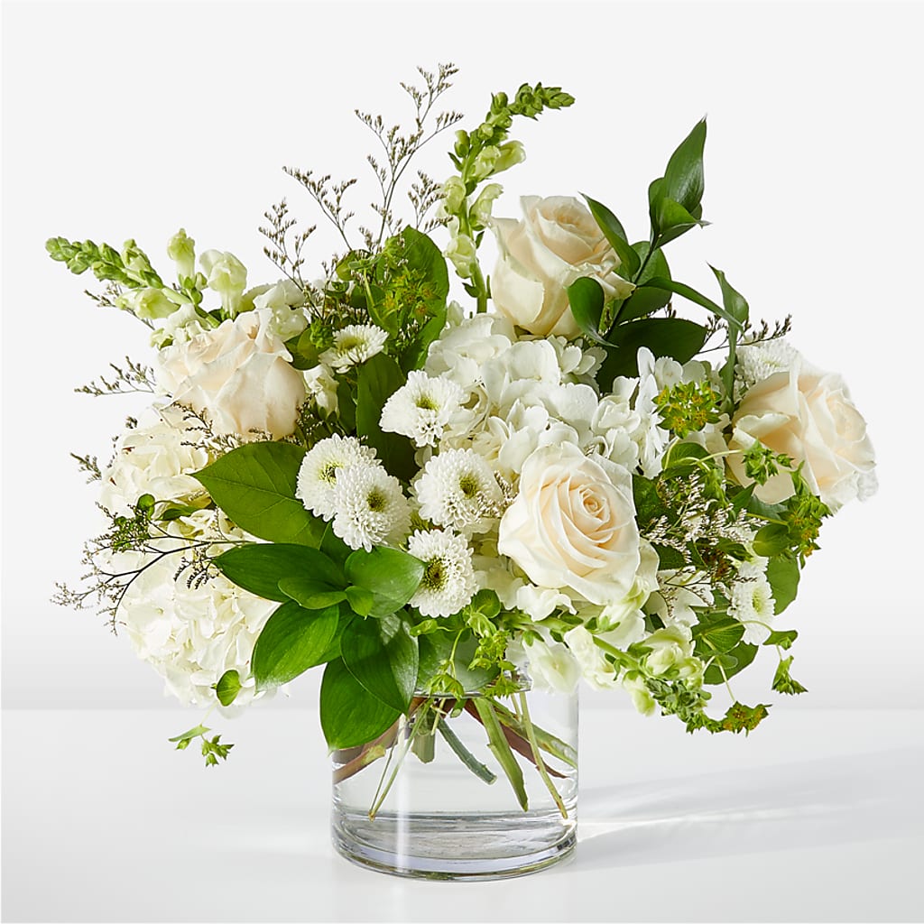 Hint of Vanilla Bouquet – BOWS PETALS 'N LACE, Livingston TN