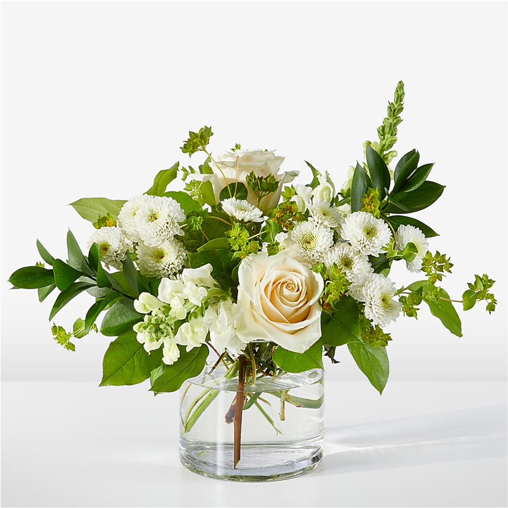 Hint of Vanilla Bouquet – BOWS PETALS 'N LACE, Livingston TN