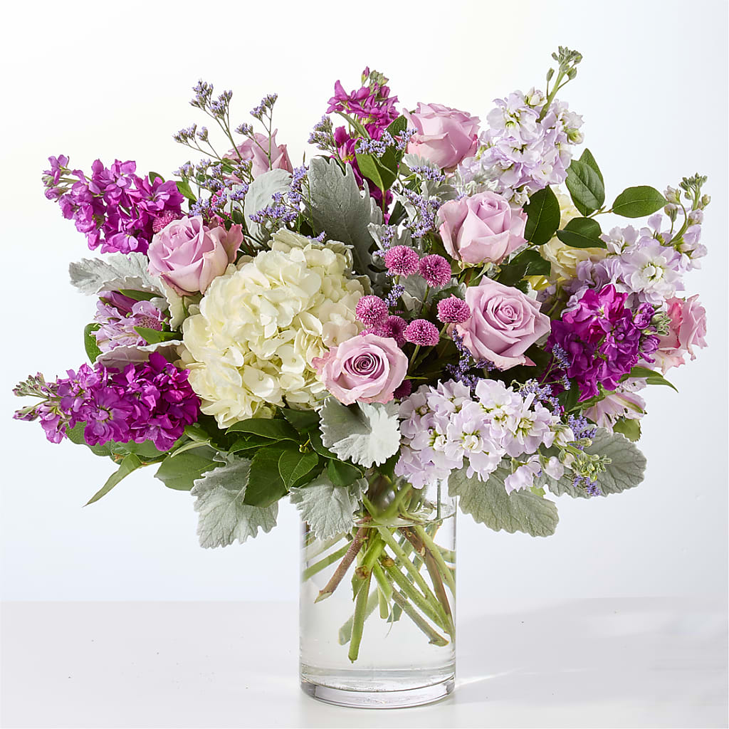 Empress Bouquet – BOWS PETALS 'N LACE, Livingston TN