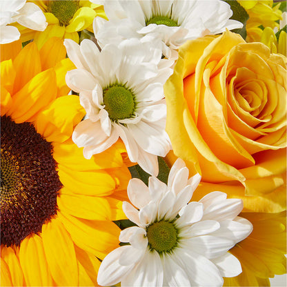 Be Happy Bouquet – BOWS PETALS 'N LACE, Livingston TN
