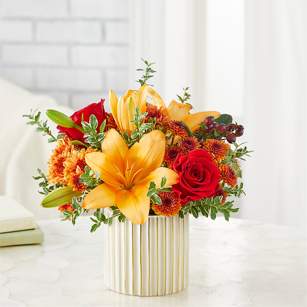 Scarlet Skies Bouquet – BOWS PETALS 'N LACE, Livingston TN