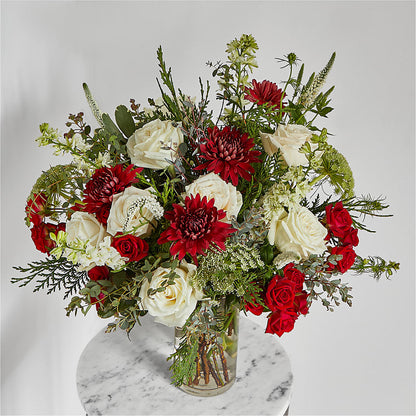 Favorite Traditions Bouquet – BOWS PETALS 'N LACE, Livingston TN