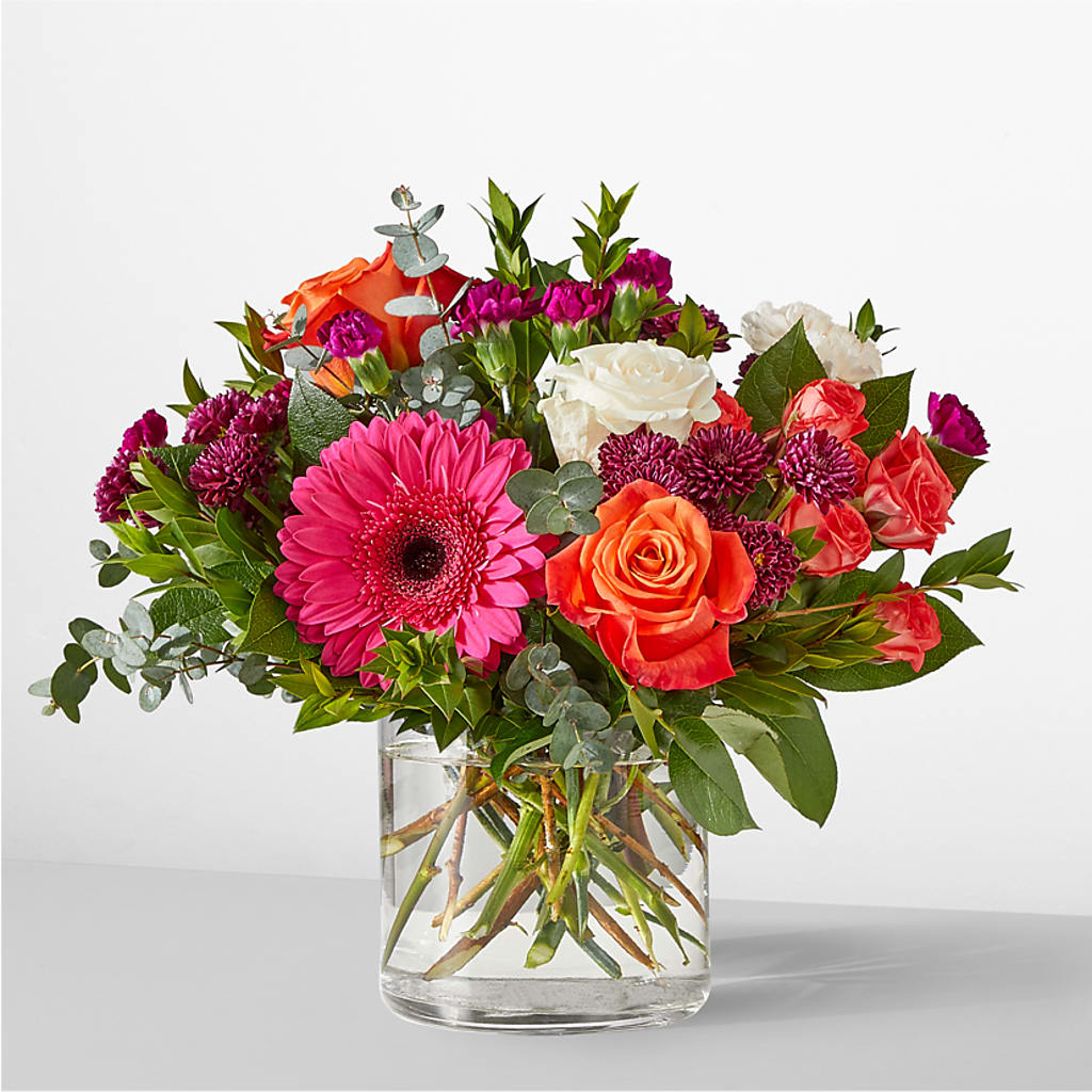 Smell the Roses Bouquet – BOWS PETALS 'N LACE, Livingston TN