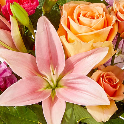Bisous Bouquet – BOWS PETALS 'N LACE, Livingston TN