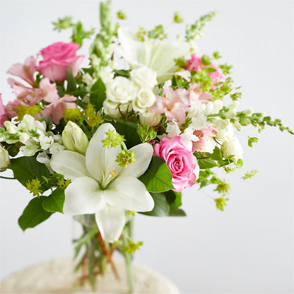 Fondly Bouquet – BOWS PETALS 'N LACE, Livingston TN