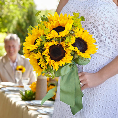 Free Spirit Bouquet – BOWS PETALS 'N LACE, Livingston TN